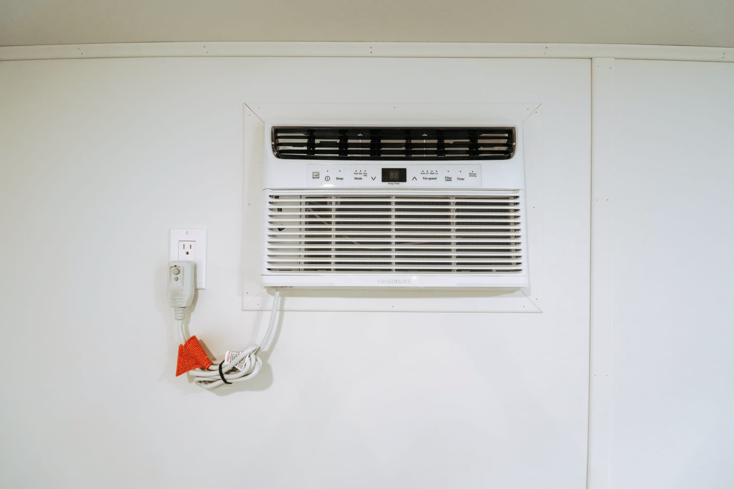 20’ Office CUBE – Vinyl Drywall Finished - Royal Ace Storage