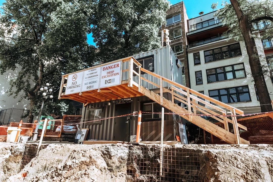 20’ Office CUBE – Wood Finished - Royal Ace Storage