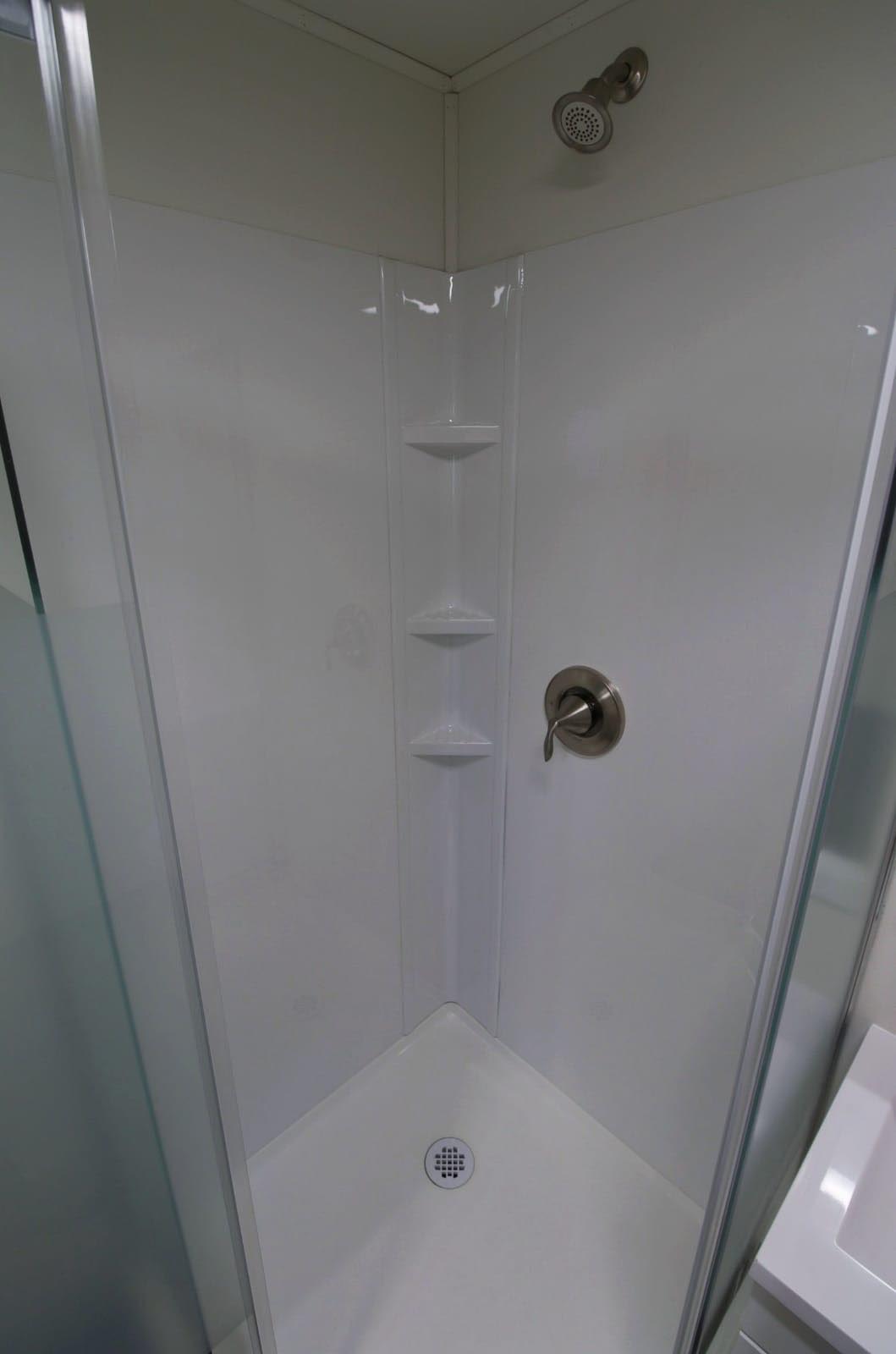 20′ Site office + Washroom - Royal Ace Storage