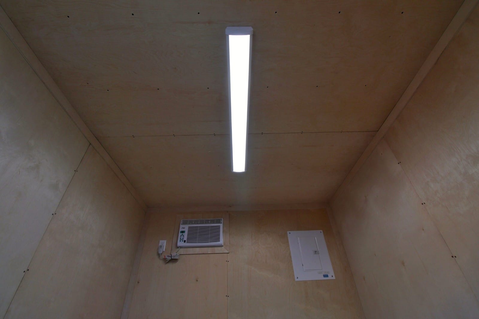 10’ Economy Office CUBE - Royal Ace Storage