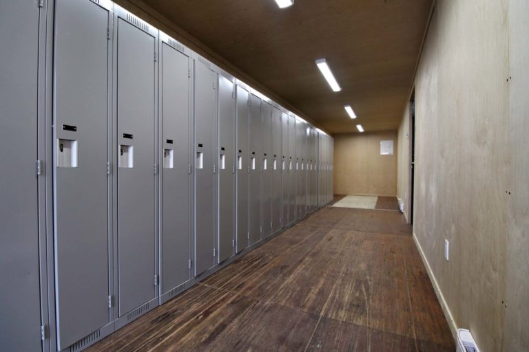40’ Locker Room