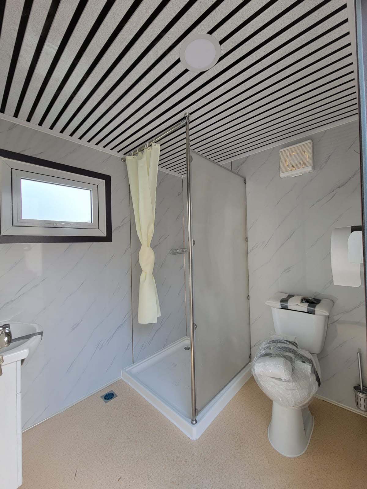 M&B | Portable Washroom + Shower - Royal Ace Storage