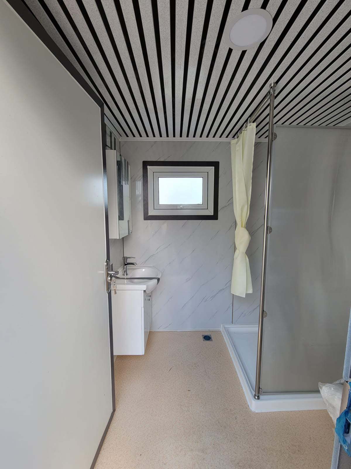 M&B | Portable Washroom + Shower - Royal Ace Storage