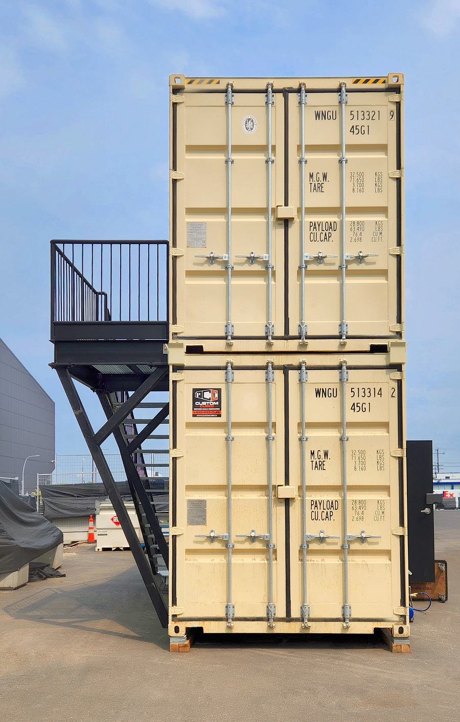 40’HC VIP Area with Patio for the Oilers - Royal Ace Storage